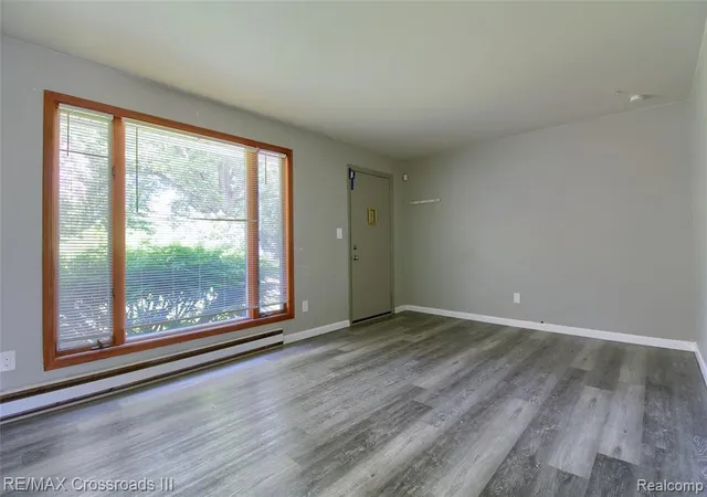 4th image of 41509 Riggs Rd, Van Buren Township, MI 48111 | MLS# 60997827