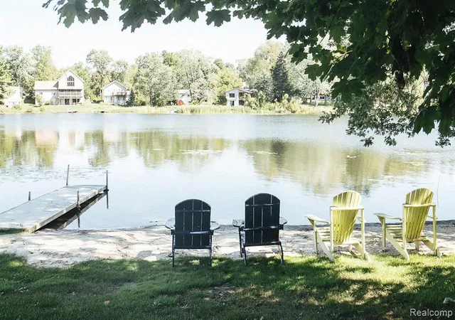 34th image of 1255 Paul Blvd, Lake Orion, MI 48362 | MLS# 61020613