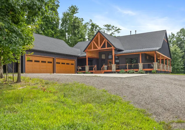 3rd image of 4390 22 Mile Rd, Grant, MI 49327 | MLS# 70552083