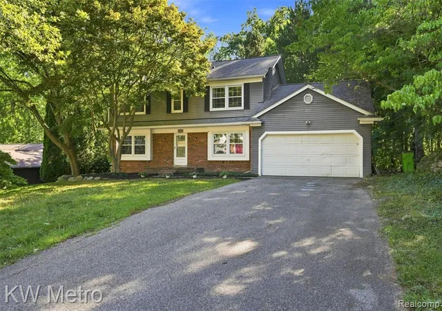 Photo 1 of Single family home for sale at 4769 Hardwoods Dr, West Bloomfield, MI 48323 2640 | MLS# 61024345 | Listing updated on 2026-09-12