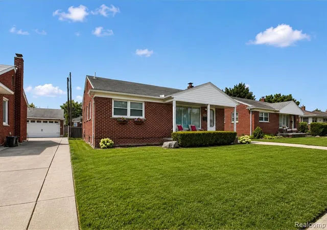 4th image of 6523 Henry Ruff Rd, Garden City, MI 48135 2010 | MLS# 61023417