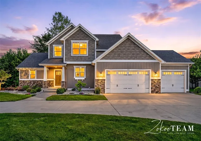 Homes for sale in Grand Rapids, MI | 1922 Stratford Ln, Grand Rapids, MI 49534 | MLS# 70534166