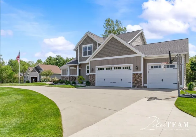 Homes for sale in Grand Rapids, MI | 1922 Stratford Ln, Grand Rapids, MI 49534 | MLS# 70534166