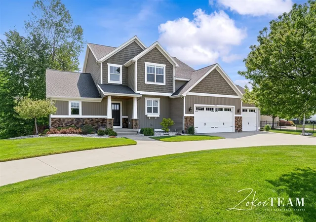 Homes for sale in Grand Rapids, MI | 1922 Stratford Ln, Grand Rapids, MI 49534 | MLS# 70534166
