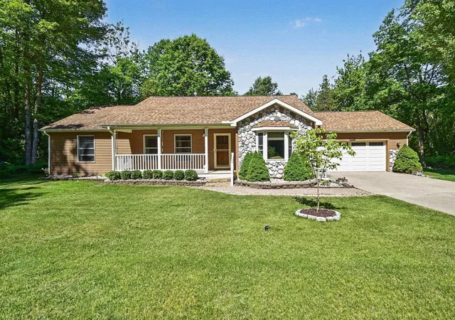 Homes for sale in Oscoda, MI | 6795 Cedarbrook Dr, Oscoda, MI 48750 | MLS# 80070105