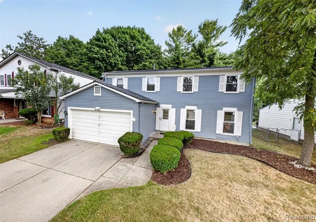 Photo 2 of Single family home for sale at 41896 Cherry Hill Rd, Novi, MI 48375 2504 | MLS# 61024910 | Listing updated on 2026-08-27