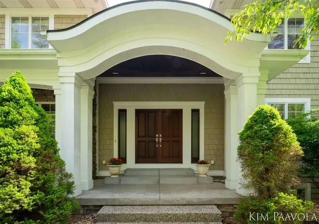 Photo 4 of Single family home for sale at 3099 Pickford Dr, Ada, MI 49301 | MLS# 70517930 | Listing updated on 2026-06-04
