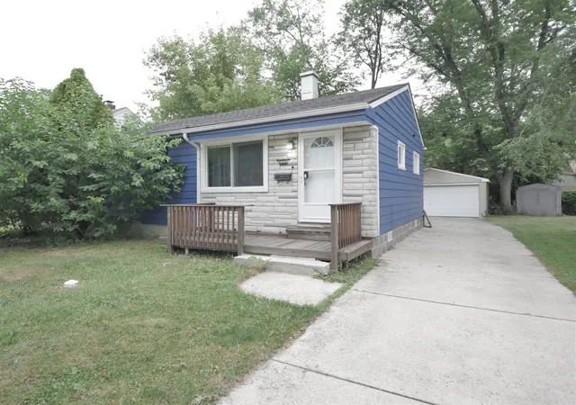 Photo 1 of Sale Pending at 28444 Everett St, Southfield, MI 48076 | MLS# 70554493 | Listing updated on 2026-09-15