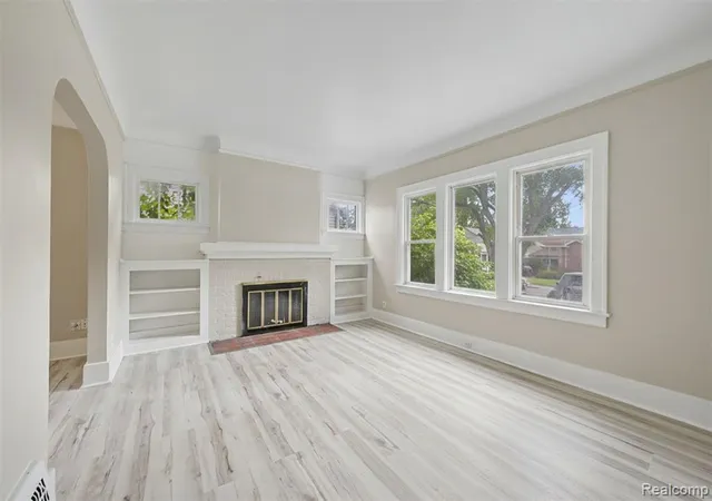 Photo 5 of Single family home for sale at 4405 Newberry St, Wayne, MI 48184 | MLS# 61019901 | Listing updated on 2026-08-31