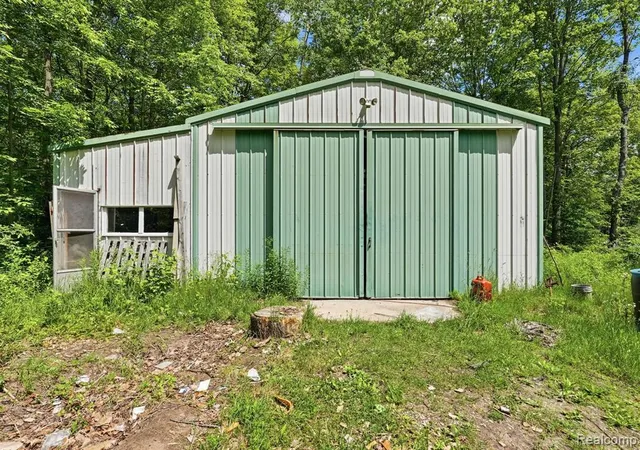 Homes for sale in Kimball, MI | 1699 Ditty Rd, Kimball, MI 48074 | MLS# 61003600