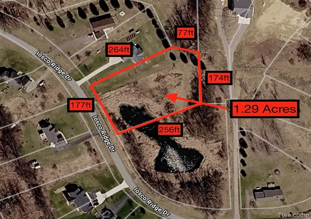 Homes for sale in Gregory, MI | 9910 Iosco Ridge Dr, Gregory, MI 48137 9786 | MLS# 60981490