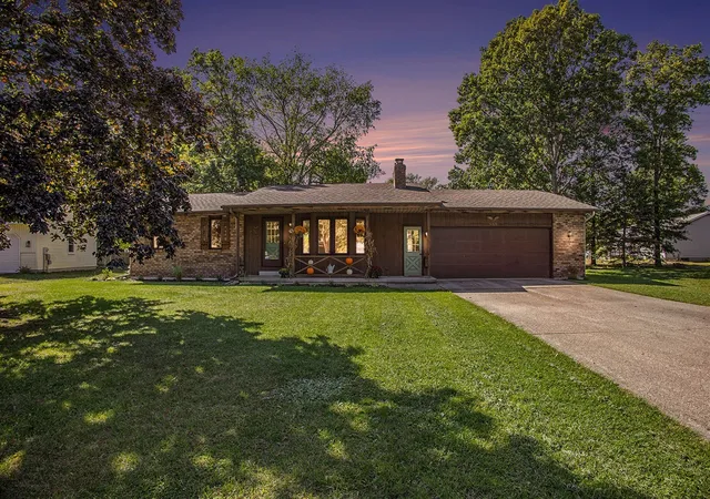 Photo 1 of Sale Pending at 888 S Kingwood Ct, Holland, MI 49424 | MLS# 70496796 | Listing updated on 2025-10-07