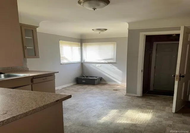 5th image of 14257 Artesian St, Detroit, MI 48223 | MLS# 60391531