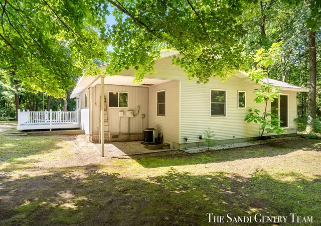 2nd image of 4536 Dalson Rd, Twin Lake, MI 49457 | MLS# 70554029