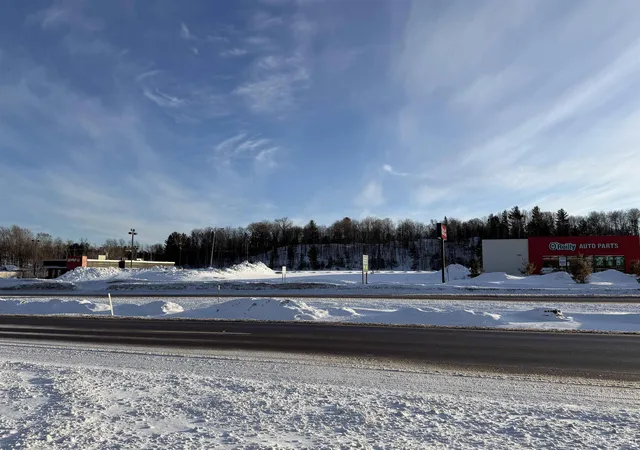 Homes for sale in Marquette, MI | 2025 W U S 41 Hwy, Marquette, MI 49855 | MLS# 50201803