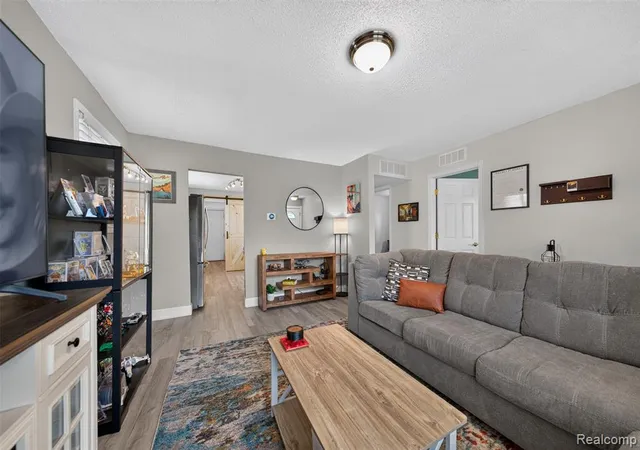 Homes for sale in Hazel Park, MI | 985 E Jarvis Ave, Hazel Park, MI 48030 | MLS# 61002869