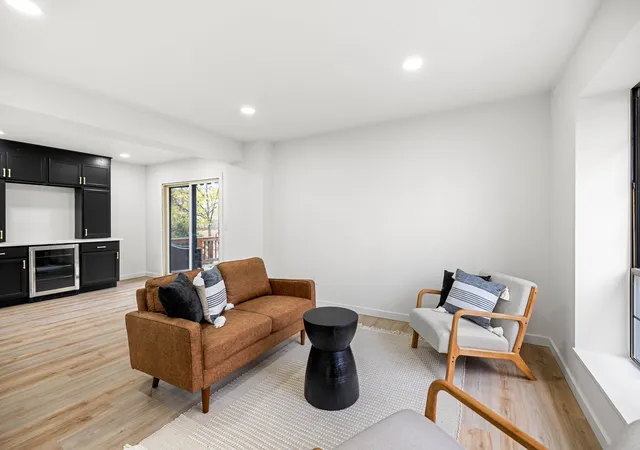4th image of 592 S 7Th St, Ann Arbor, MI 48103 | MLS# 60352443