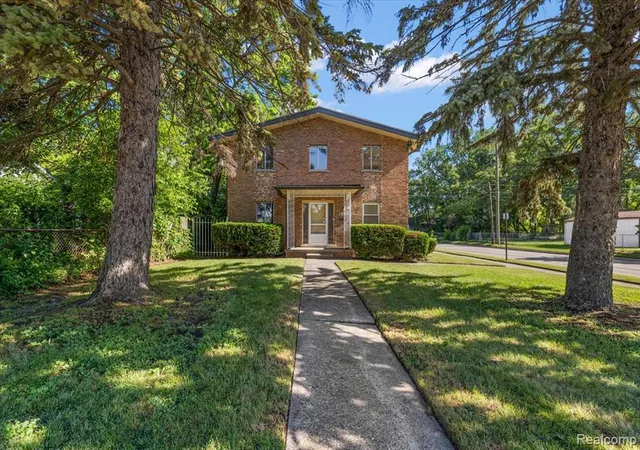 Photo 70 of Sale Pending at 1631 E Elza Ave, Hazel Park, MI 48030 2397 | MLS# 61009903 | Listing updated on 2026-08-31
