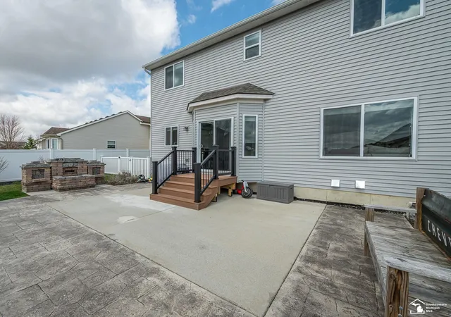 Homes for sale in Dundee, MI | 691 Foxworth St, Dundee, MI 48131 | MLS# 50204430