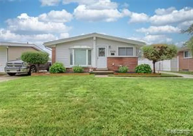 Homes for sale in Westland, MI | 8134 Melvin Ave, Westland, MI 48185 | MLS# 61009515