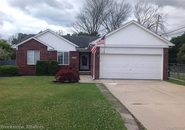 Homes for sale in Chesterfield, MI | 32010 N Oakcrest Dr, Chesterfield, MI 48047 | MLS# 61004879