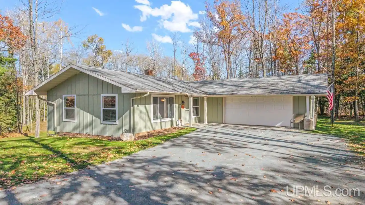 Single family home for sale at W7498 Upper Pine Crk Dr, Iron Mountain, MI 49801 | MLS# 50225642