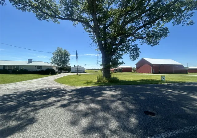Homes for sale in Tekonsha, MI | 2416 Aldrich Rd, Tekonsha, MI 49092 | MLS# 70518230