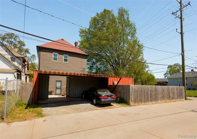 23rd image of 1409 Baldwin St, Detroit, MI 48214 | MLS# 60994782