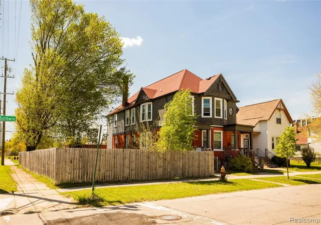 2nd image of 1409 Baldwin St, Detroit, MI 48214 | MLS# 60994782