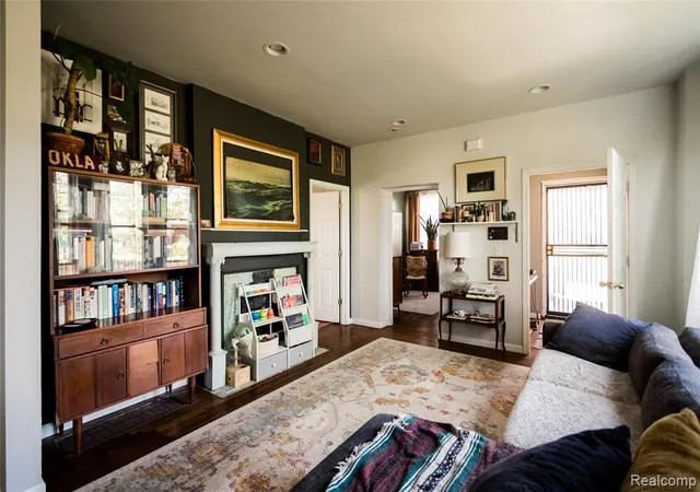 4th image of 1409 Baldwin St, Detroit, MI 48214 | MLS# 60994782