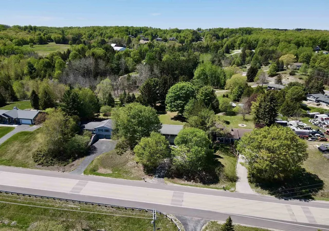 Homes for sale in Traverse City, MI | 6066 S West Bay Shore Dr, Traverse City, MI 49684 | MLS# 80070834
