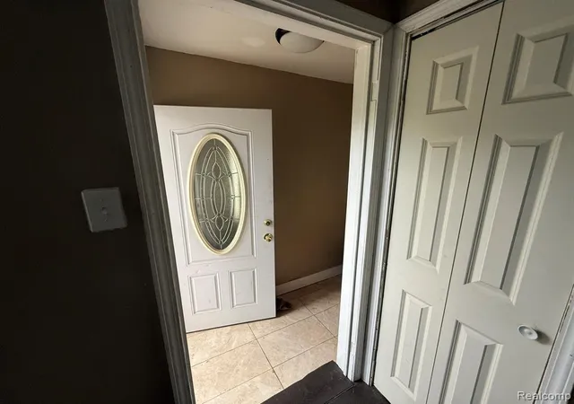 Photo 3 of Single family home for sale at 14203 Corbett St, Detroit, MI 48213 2072 | MLS# 61024184 | Listing updated on 2026-08-26