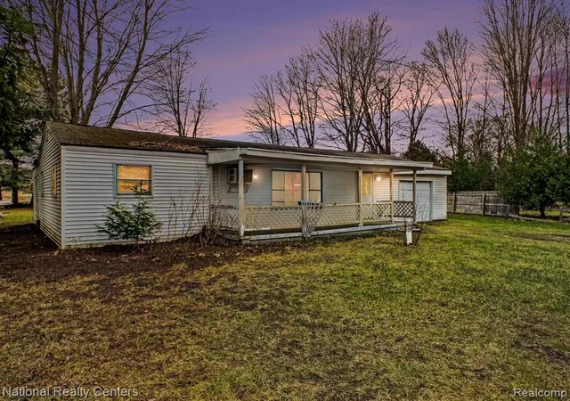 Homes for sale in Montrose, MI | 14243 Seymour Rd, Montrose, MI 48457 9073 | MLS# 60982715