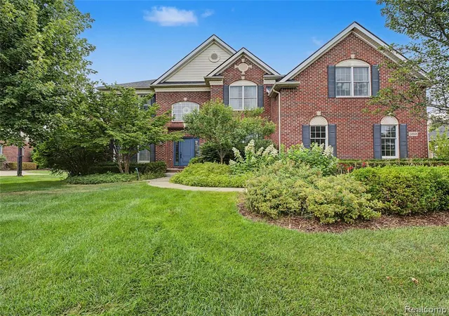 Photo 3 of Single family home for sale at 24948 Hadlock Dr, Novi, MI 48374 | MLS# 61022273 | Listing updated on 2026-09-06