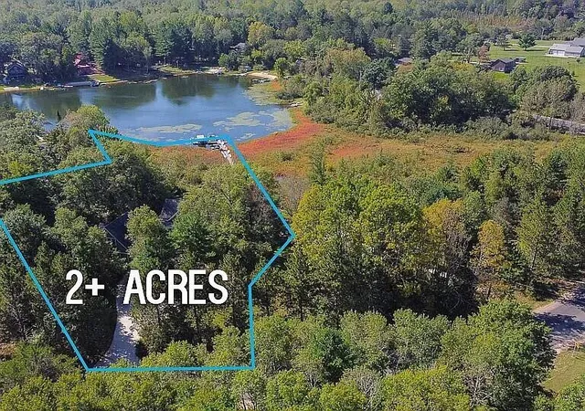 2nd image of 3518 E Long Lake Rd, Harrison, MI 48625 | MLS# 70530055