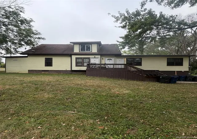 1st image of 1208 W 4th Ave, Flint, MI 48504 | MLS# 61021534
