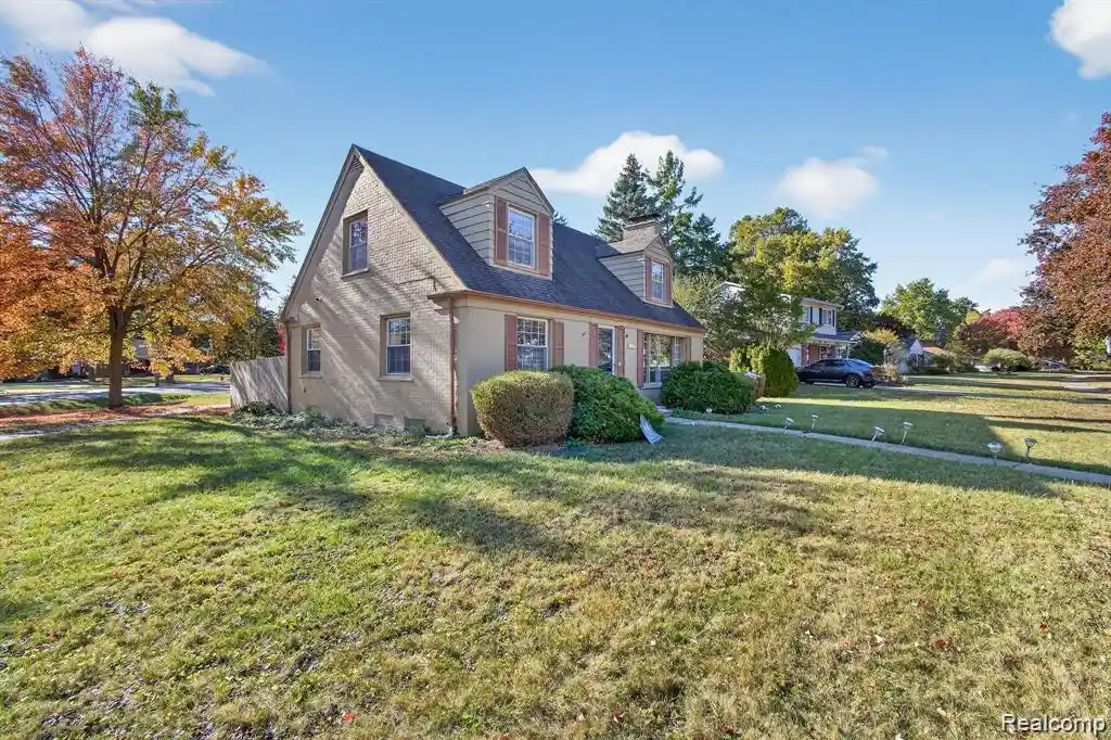Photo 1 of Single family home for sale at 28025 Sunset Blvd, Lathrup Village, MI 48076 7016 | MLS# 61039241 | Listing updated on 2026-10-16