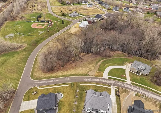 2nd image of 4336 Mccormick Dr, Linden, MI 48451 | MLS# 60981628