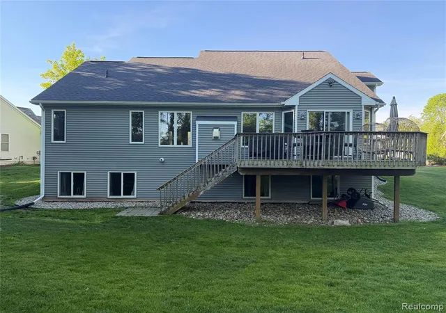 Photo 5 of Single Family Residence at 2380 Houghton Holw Dr, Lansing, MI 48911 | MLS# 60998417 |  | Sold on 2026-08-07