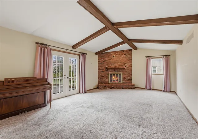 5th image of 37962 Munger Dr, Livonia, MI 48154 | MLS# 70524546