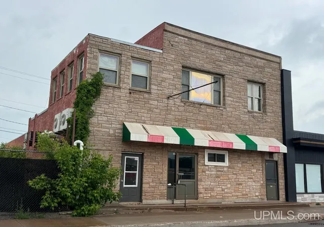 Homes for sale in Ishpeming, MI | 113 N 2nd St, Ishpeming, MI 49849 | MLS# 50214351