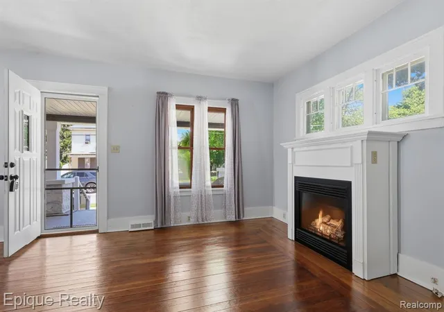 Homes for sale in Yale, MI | 204 E Wood St, Yale, MI 48097 | MLS# 60996452