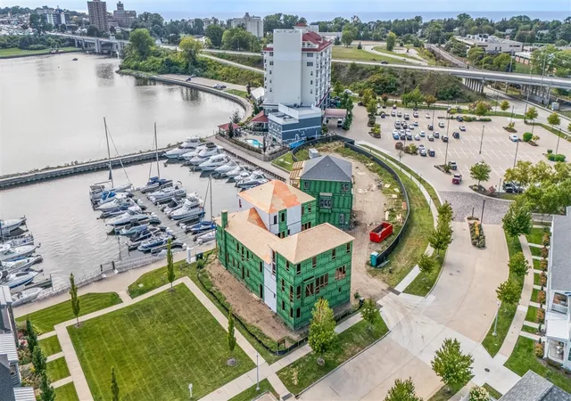Photo 3 of Condo for sale at 922 Sailors Way, Saint Joseph, MI 49085 | MLS# 70493582 | Listing updated on 2026-09-14