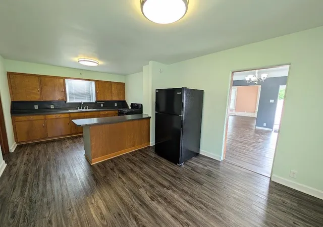 Homes for sale in Bay City, MI | 2213 Broadway St, Bay City, MI 48708 | MLS# 50210992