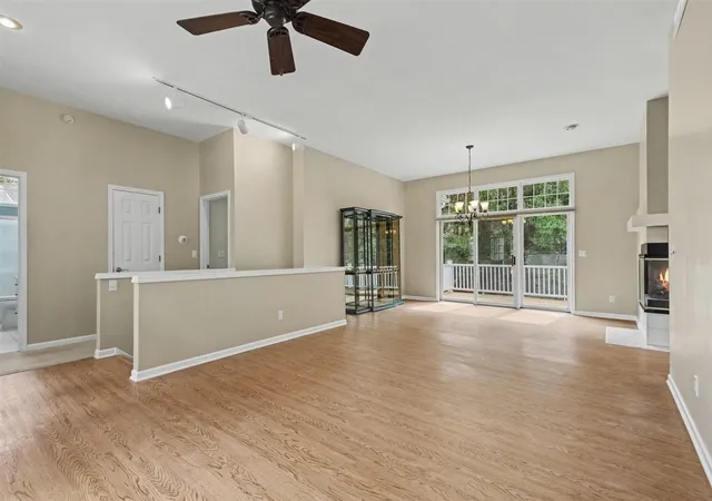 Listing Photo 5 - Condo for sale in building located at 982 Sunflower Ct, Holland, MI 49424 - Unit #19