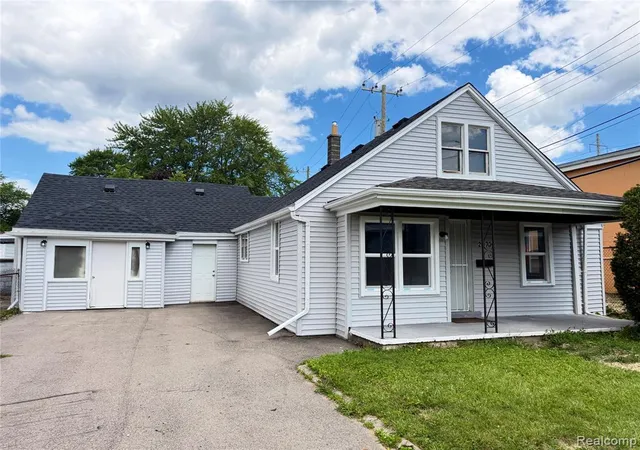 Photo 1 of Single family home for sale at 20730 Montrose Ave, Warren, MI 48089 3444 | MLS# 61005459 | Listing updated on 2026-10-19