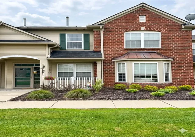 Homes for sale in Howell, MI | 4248 Hampton Ridge Blvd, Howell, MI 48843 | MLS# 50214894