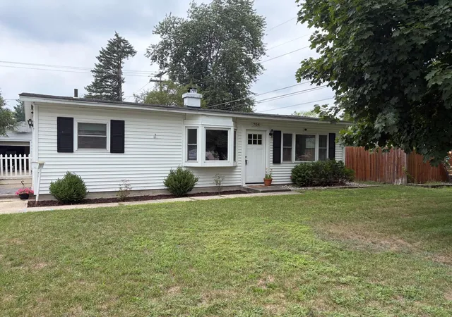 1st image of 704 Garwood St, Mount Pleasant, MI 48858 | MLS# 50215800