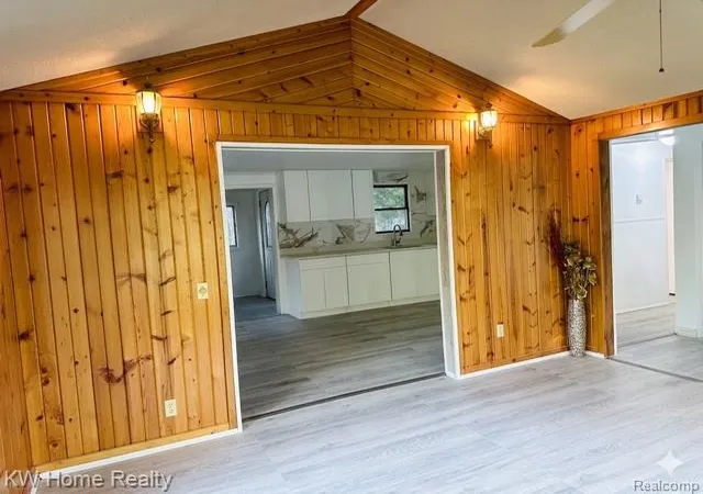 5th image of 4456 Five Lakes Rd, North Branch, MI 48461 | MLS# 60994008