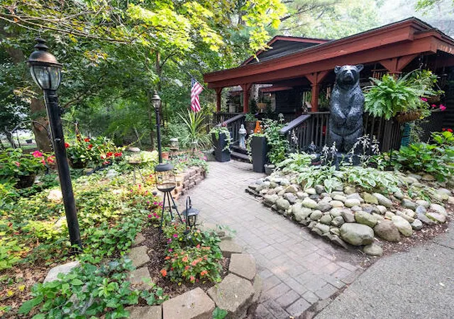Photo 3 of Single family home for sale at 5912 English Ave, Comstock Park, MI 49321 | MLS# 70546630 | Listing updated on 2026-09-07